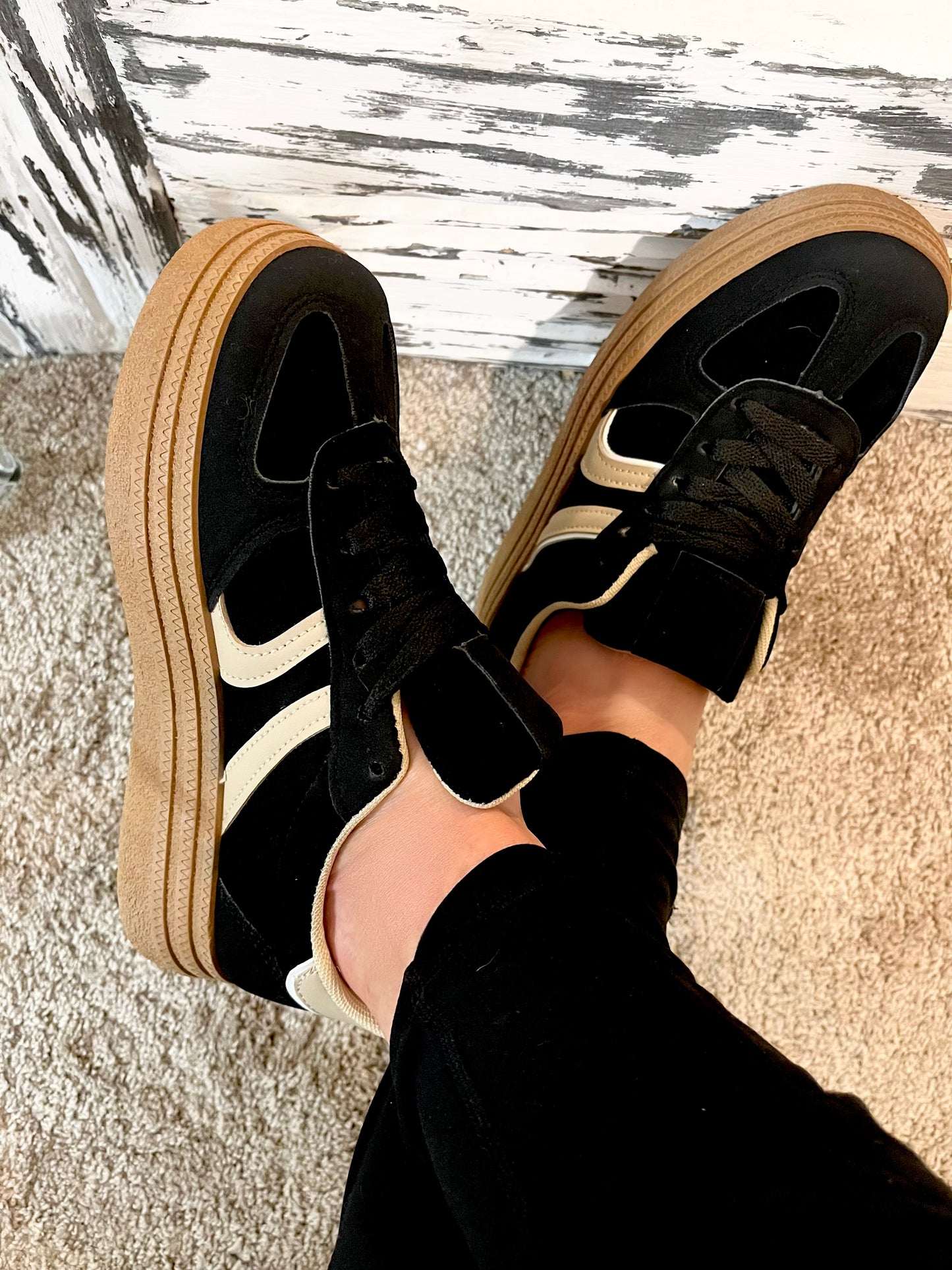 Black Beige Flatform Trainers