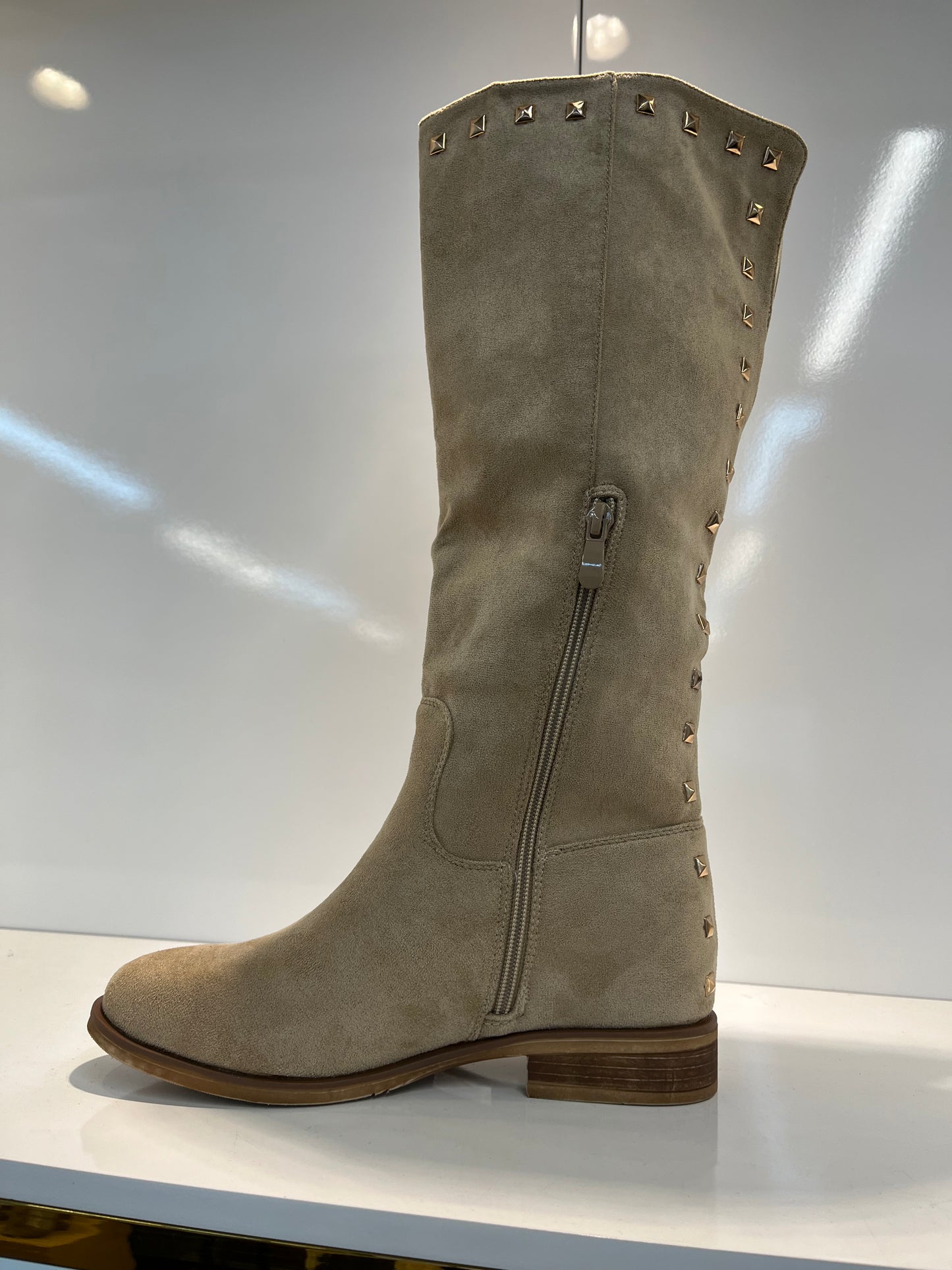 BEIGE GOLD STUD KNEE HIGH BOOTS