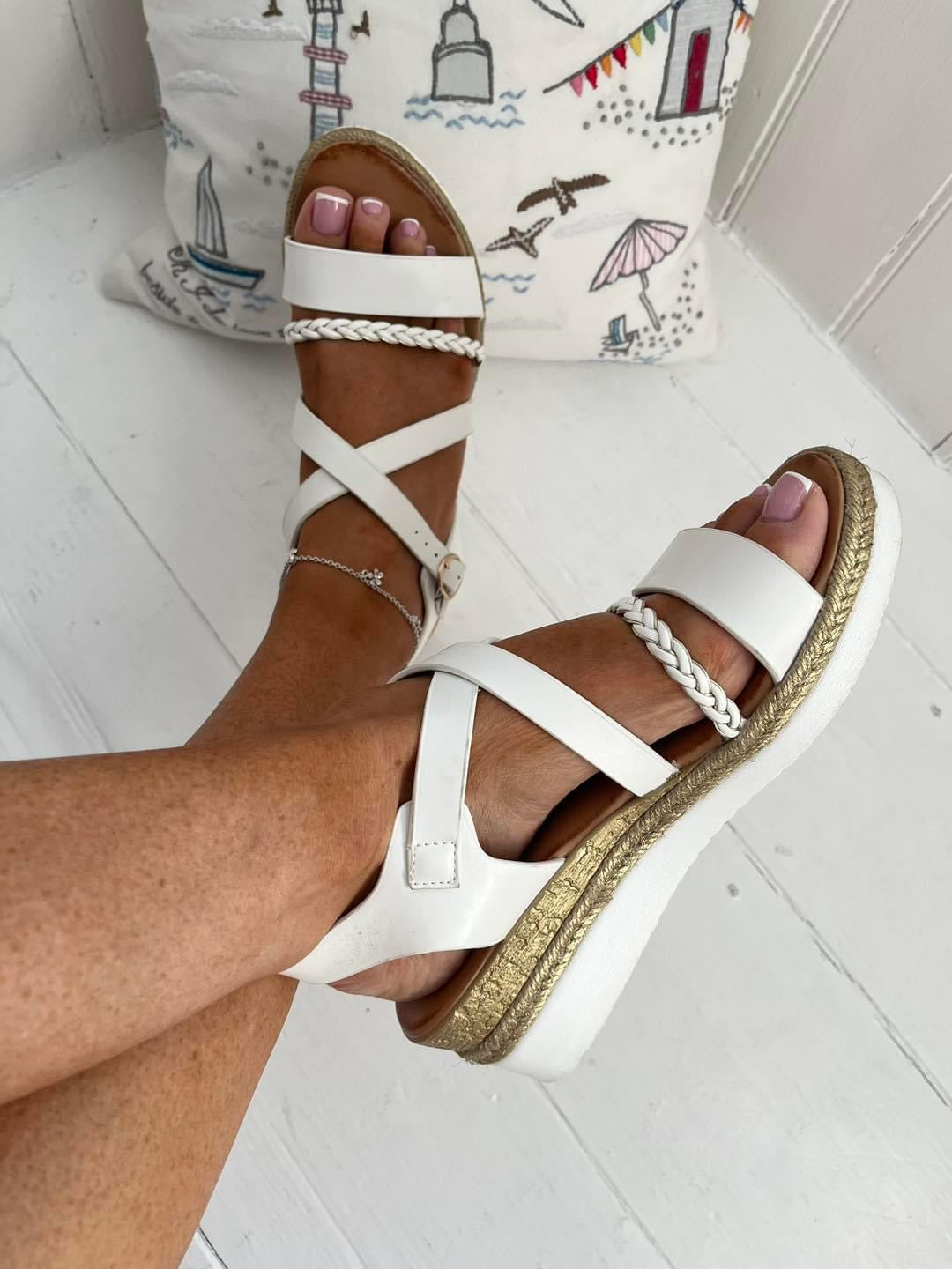 White Wedges - Sadie