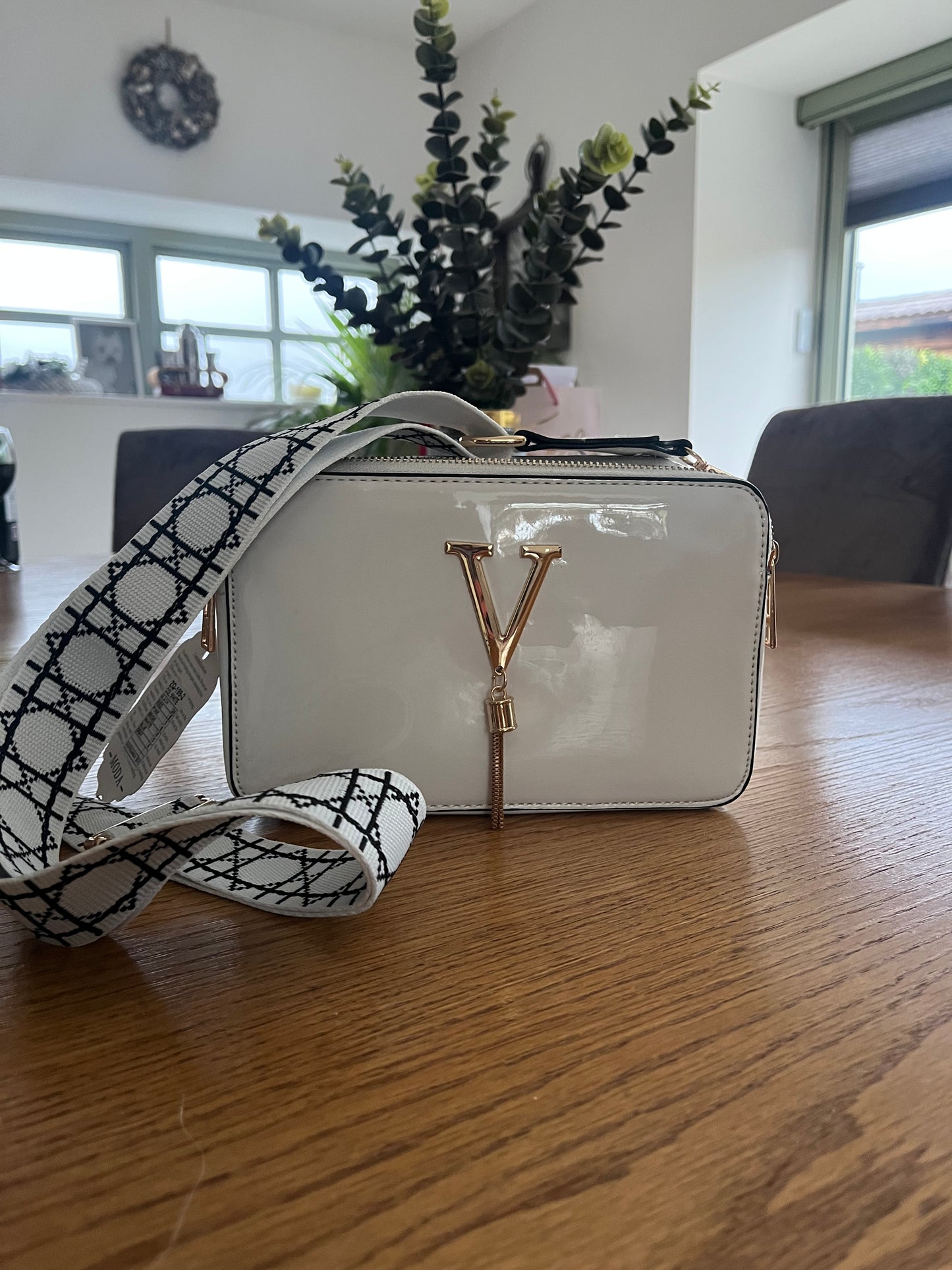 White V Tassel Cross Body Bag