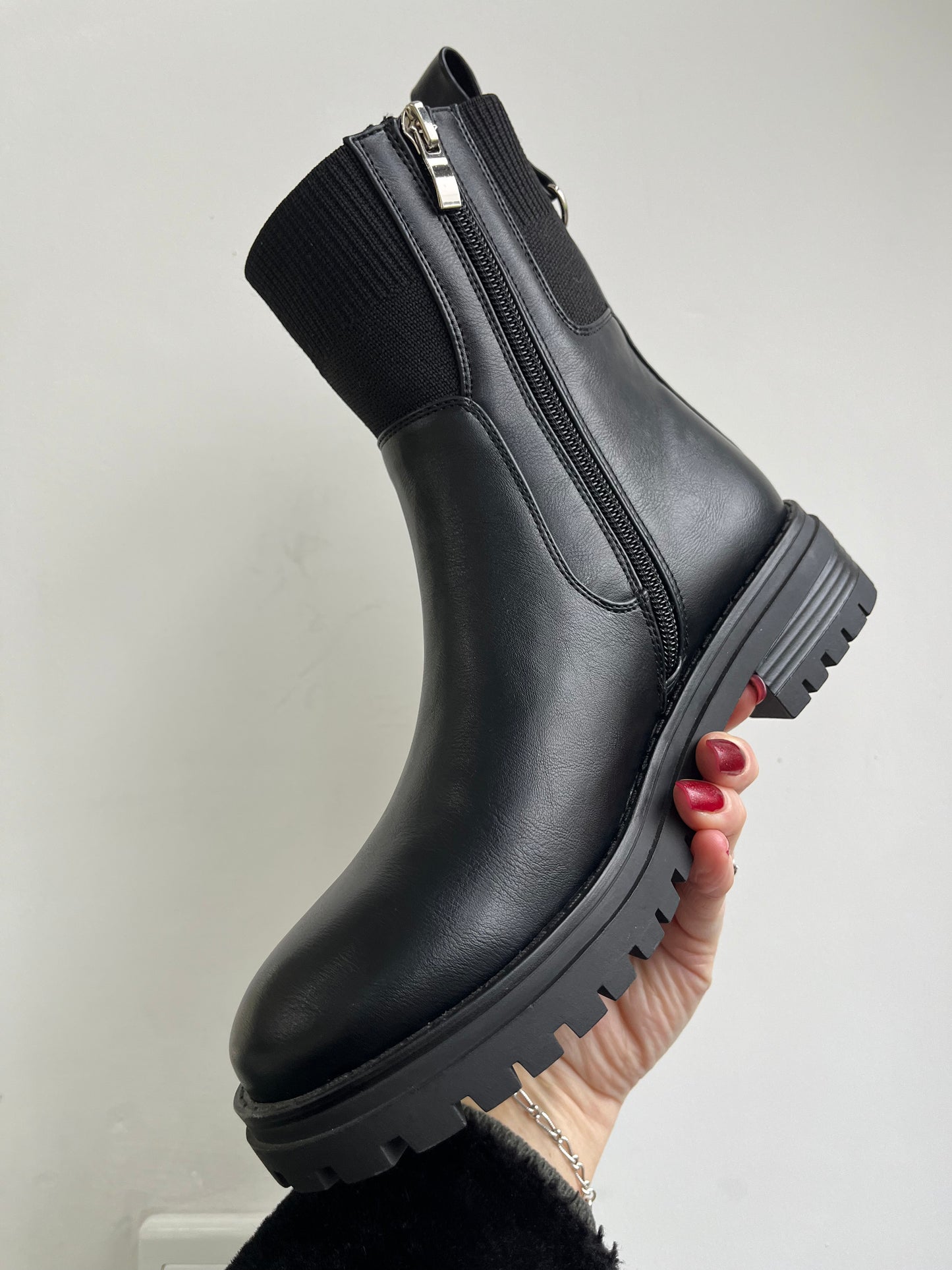 BLACK PU ANKLE ZIP BOOTS