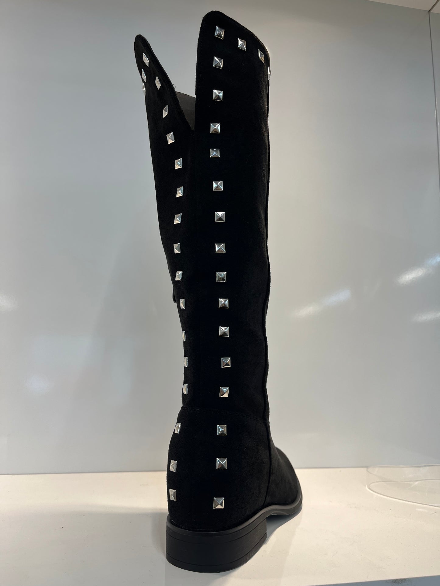 BLACK SILVER STUD KNEE HIGH BOOTS