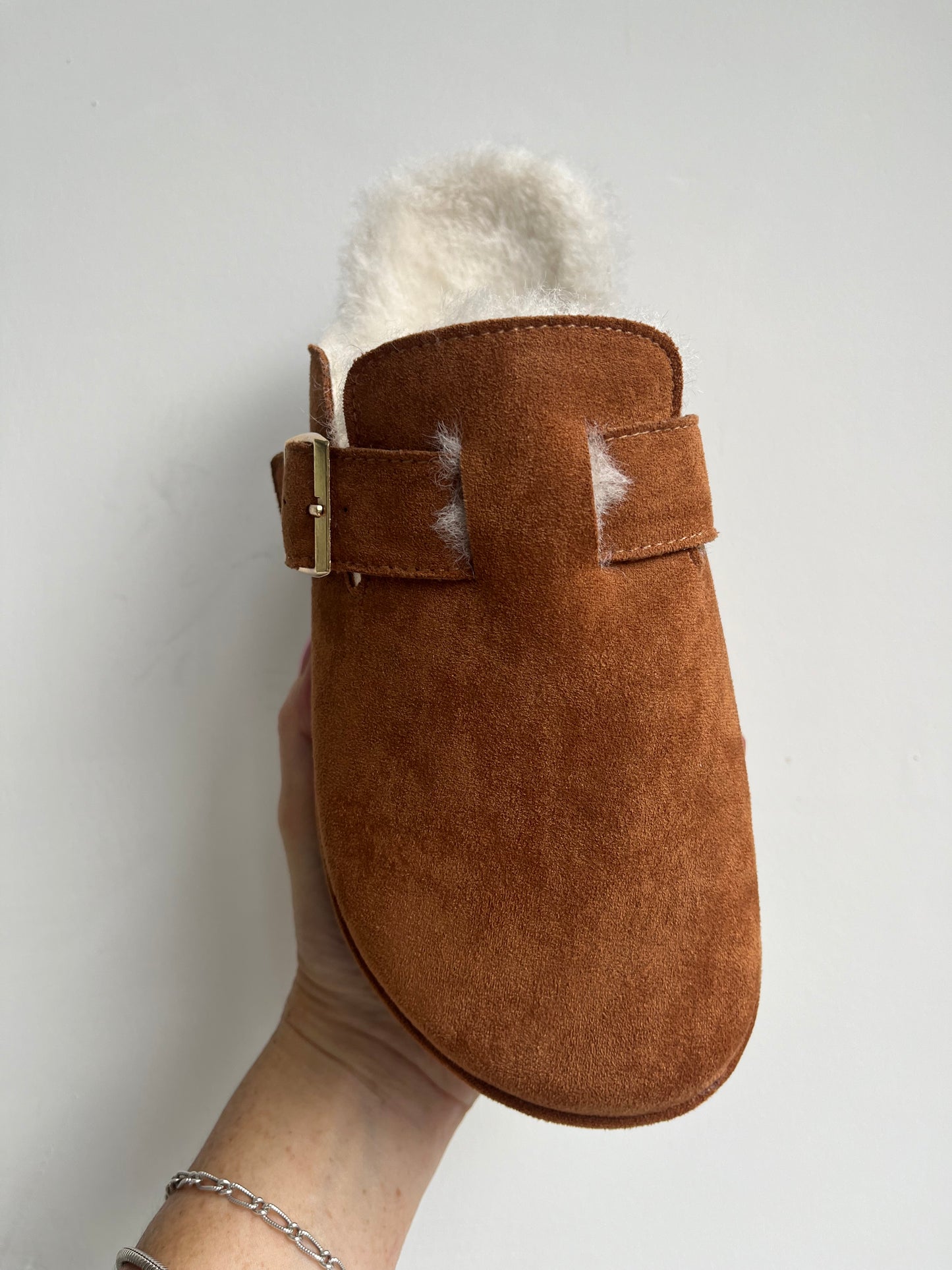 Tan Flatform Slippers with Fluffy insole