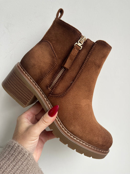 Tan Suedette Lugg Boots