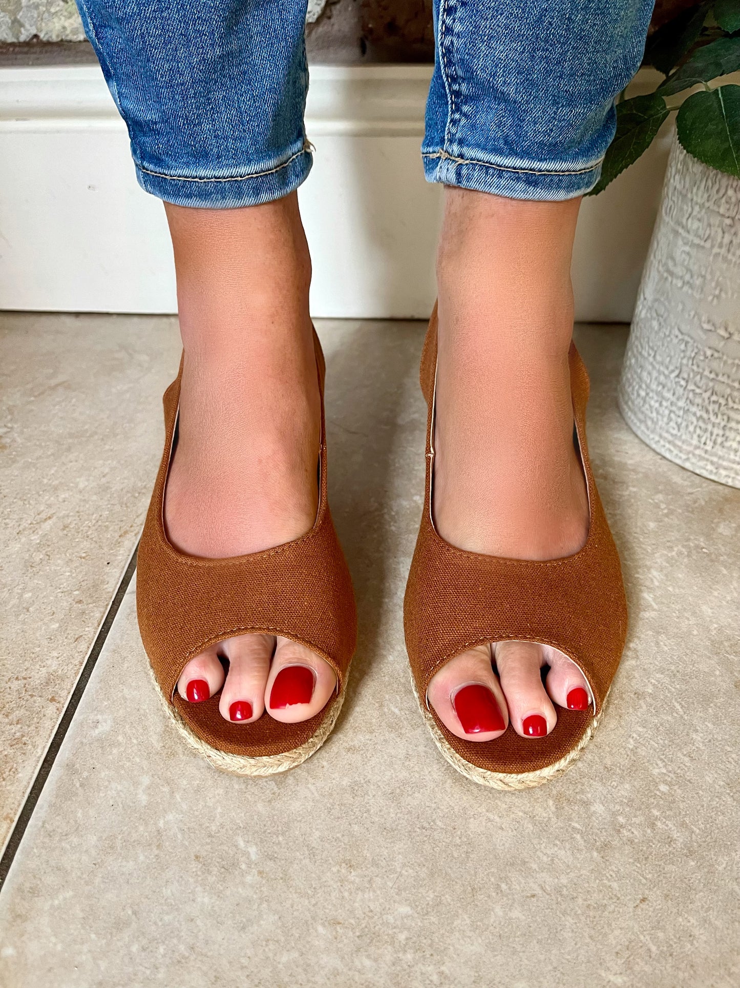 Canvas Tan Low sling back wedges