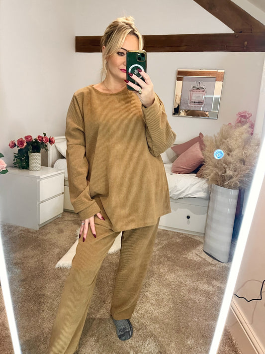 Plus Size Corduroy Loungeset - Camel