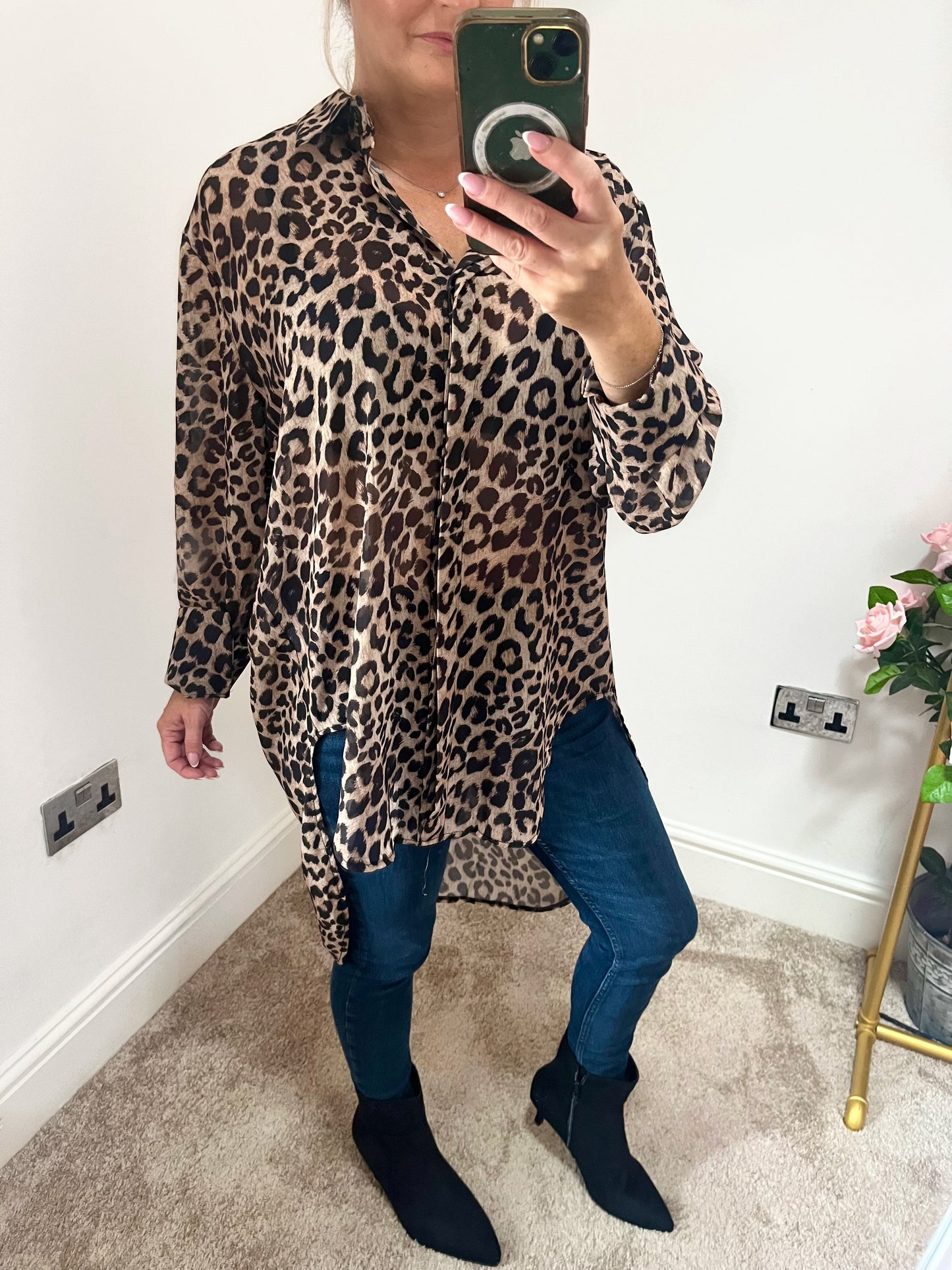 Leopard Long Back Blouse