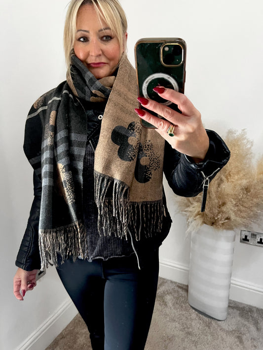 Reversible Pashmina Scarf Black/Beige