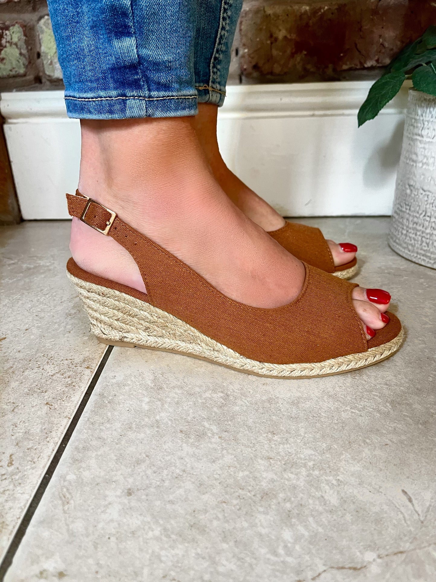 Canvas Tan Low sling back wedges