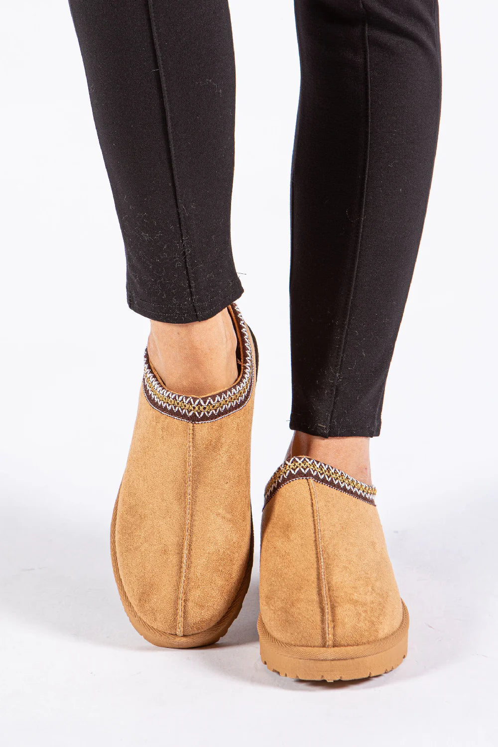 Aztec Slippers - Beige/Khaki